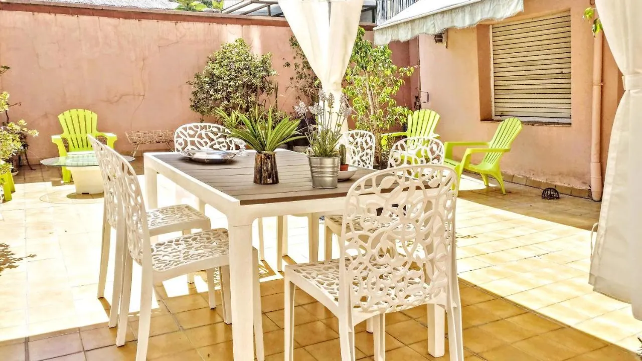 Appartamento Bizflats Garden House Barcellona Spagna