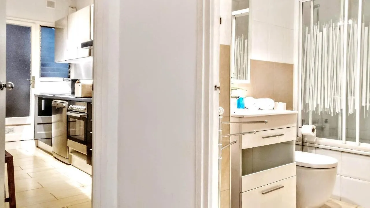 Appartamento Bizflats Garden House Barcellona Spagna